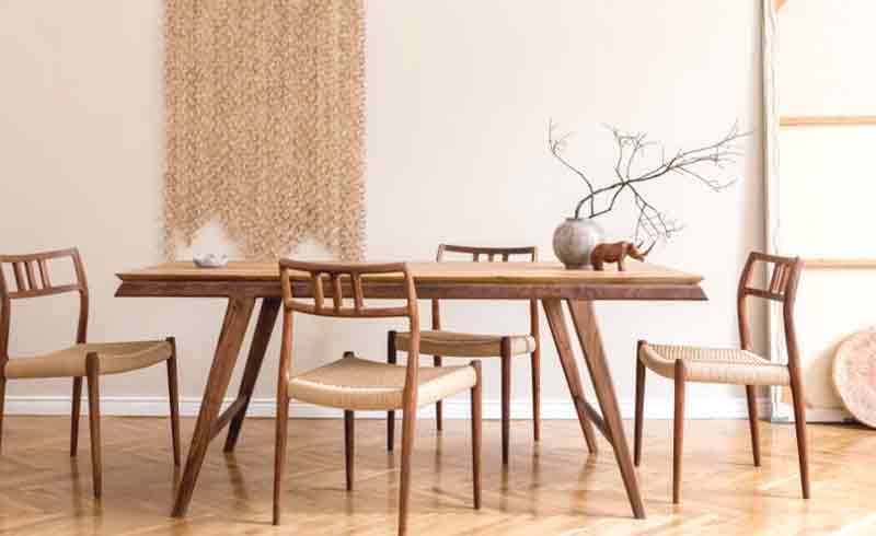 How to Bleach Wood Furniture