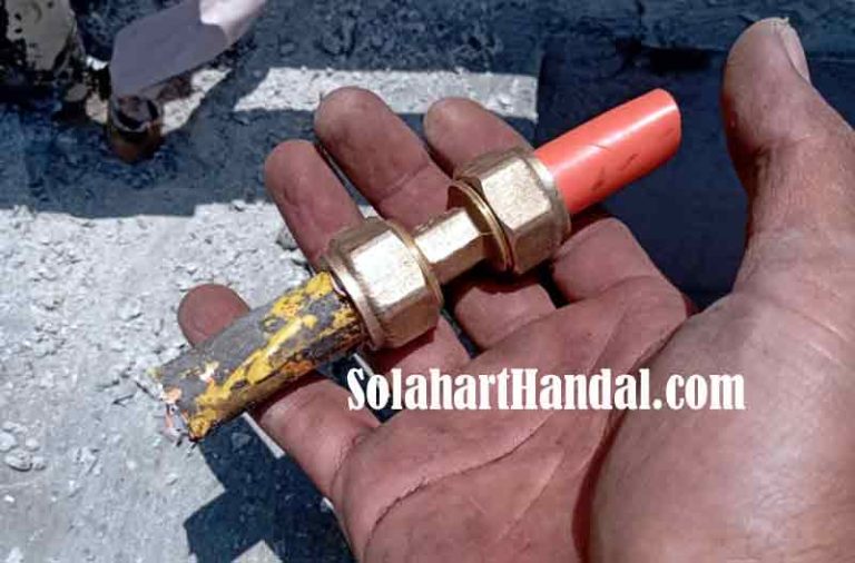 Penggantian Pipa Air Panas Solahart